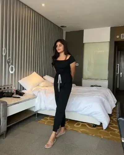 Call Girls Manawar Cash On Delivery